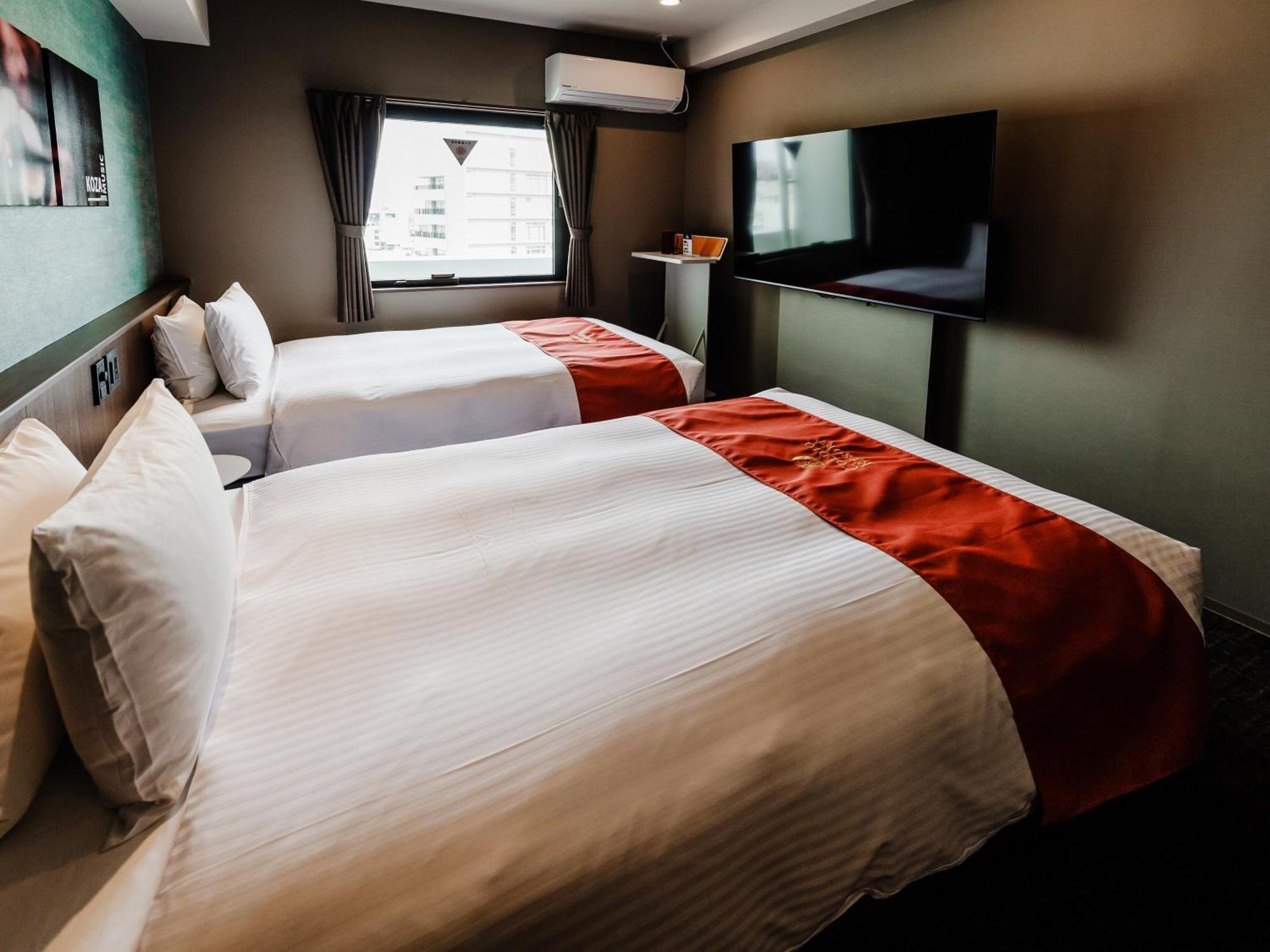Music Hotel Koza By Coldio Premium 沖繩 外观 照片